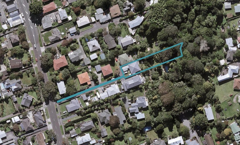 83D Govett Avenue, Frankleigh Park, New Plymouth - Carousel 1
