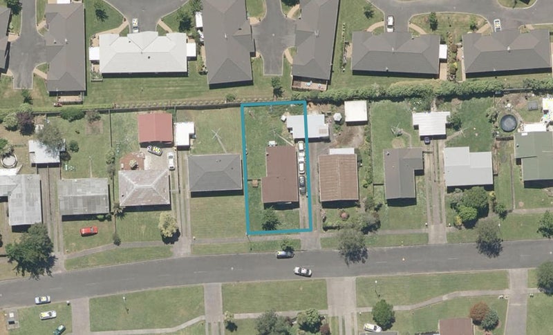 35 Hackett Street, Whanganui East, Whanganui - Carousel 1