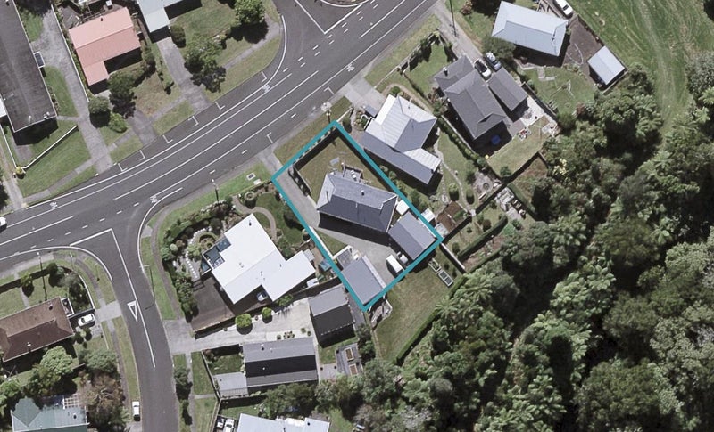 69 Cumberland Street, Welbourn, New Plymouth - Carousel 1