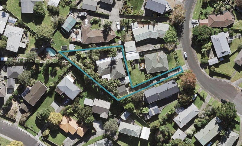 15 Prior Place, Glendene, Auckland - Carousel 1