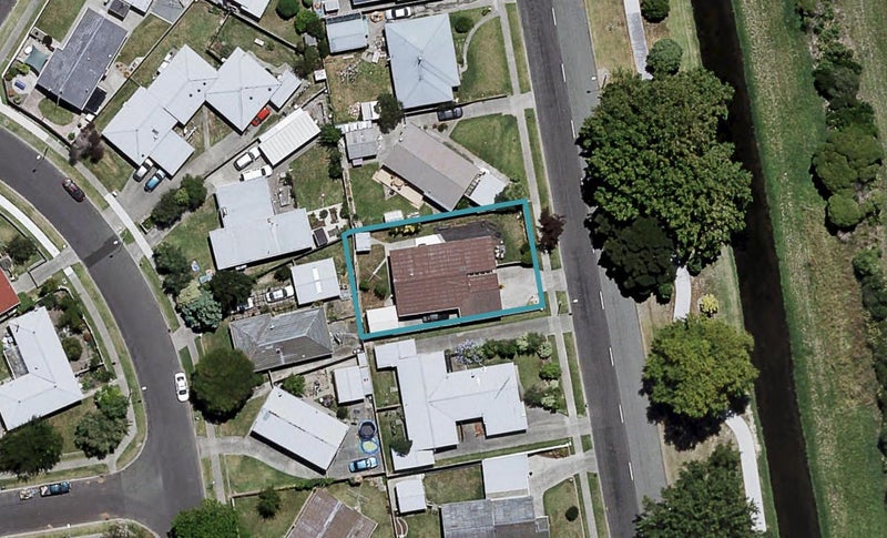 99 Westminster Avenue, Tamatea, Napier - Carousel 1