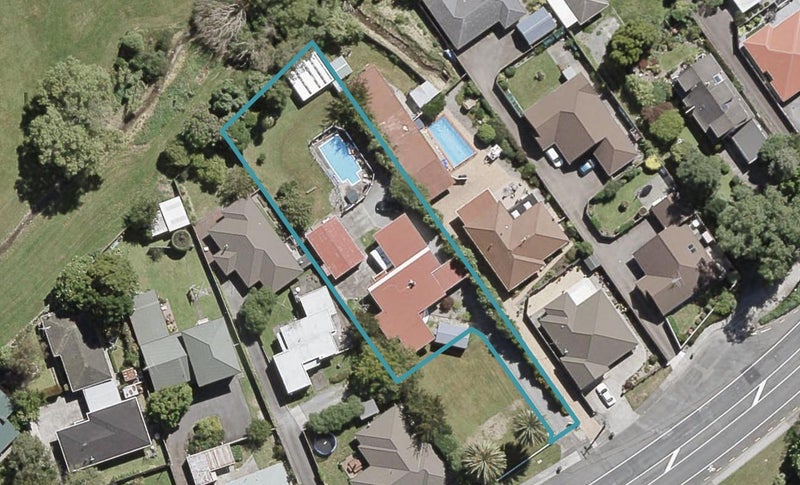 1147 Fergusson Drive, Clouston Park, Upper Hutt - Carousel 1