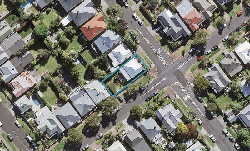 20 Elgin Street, Grey Lynn, Auckland - Carousel 1
