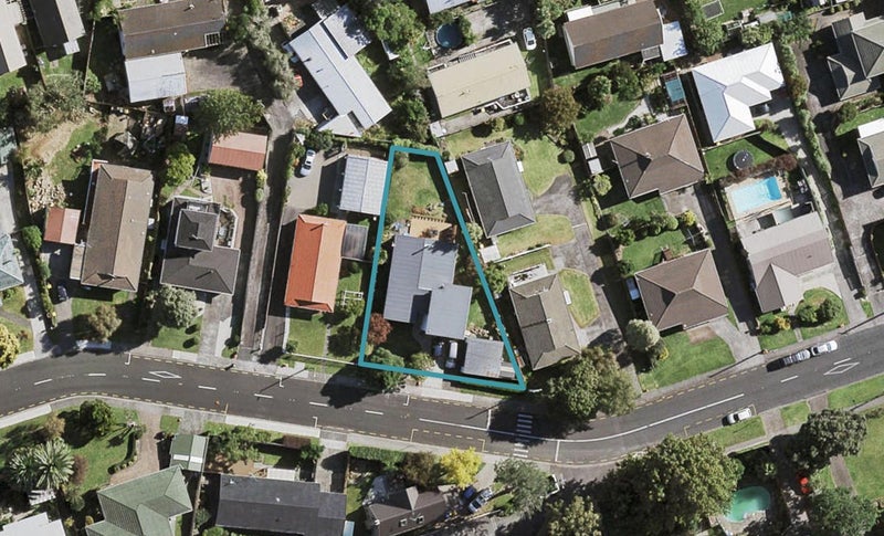 57 Clark Road, Pahurehure, Papakura - Carousel 1