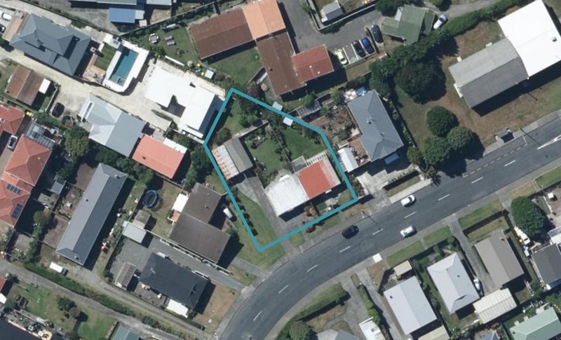 6B Tireti Road, Titahi Bay, Porirua - Carousel 1