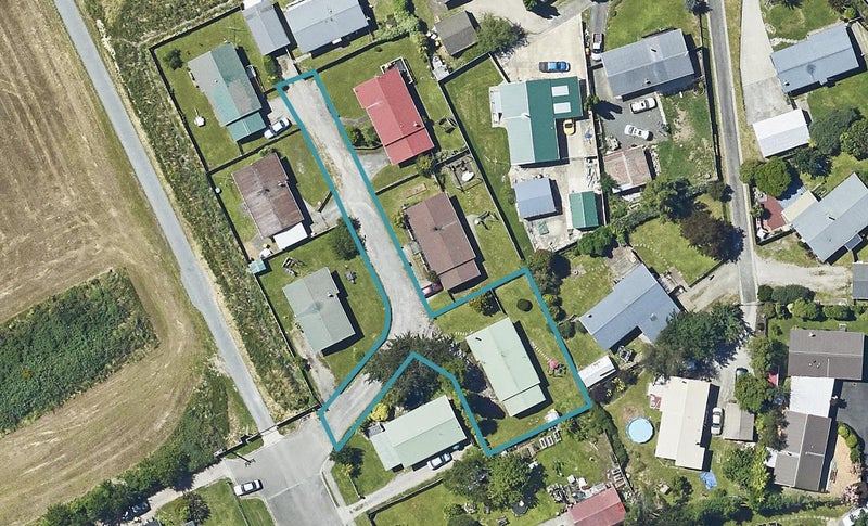25 Sunrise Avenue, Owhata, Rotorua - Carousel 1