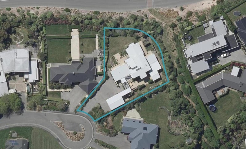 9 Watlings Place, Kennedys Bush, Christchurch - Carousel 1