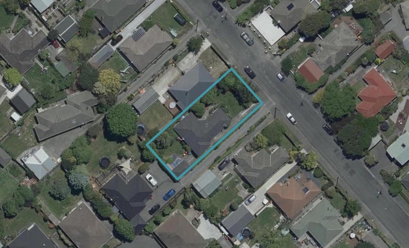 11 Wallace Street, Bryndwr, Christchurch - Carousel 1