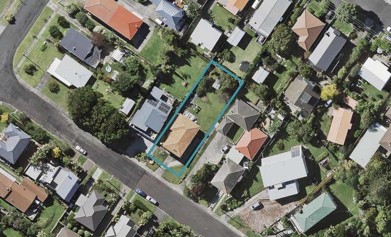 4 Keys Street, Belmont, Auckland - Carousel 1