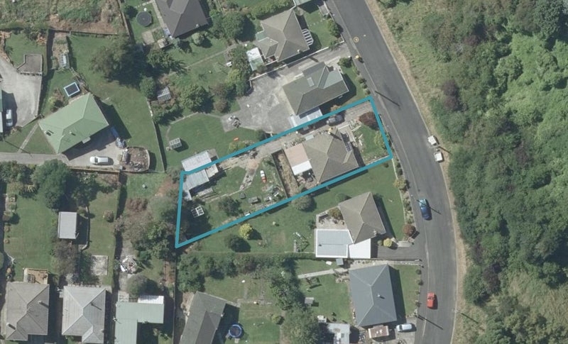 35 Quarry Road, Green Island, Dunedin - Carousel 1
