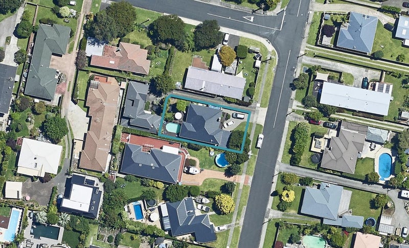 41 Goods Road, Otumoetai, Tauranga - Carousel 1
