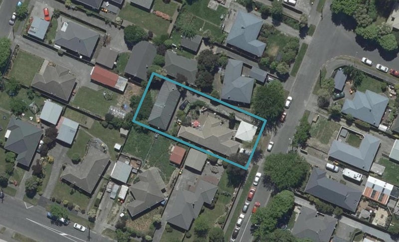 1/3 Pinehurst Crescent, Russley, Christchurch - Carousel 1