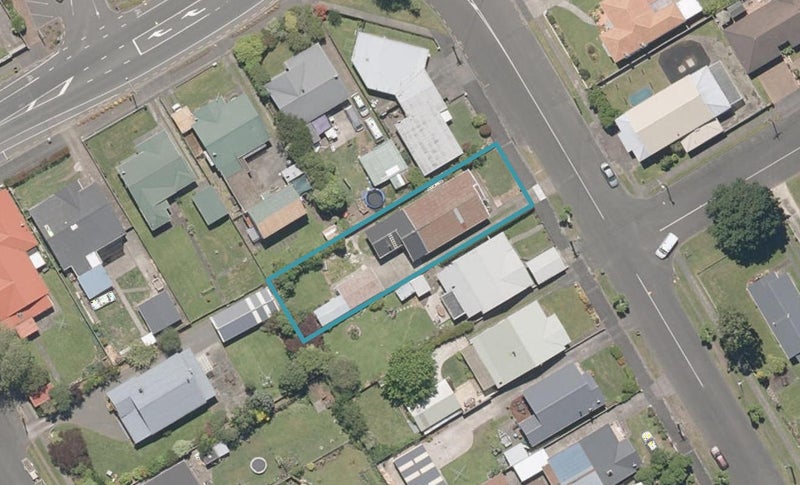 53 Moana Street, Whanganui East, Whanganui - Carousel 1