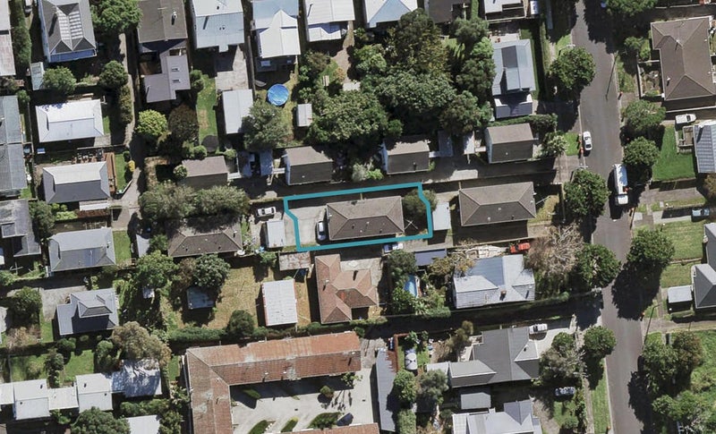2/66 Spring Street, Onehunga, Auckland - Carousel 1
