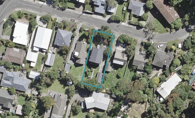 12 Woodvale Grove, Fairfield, Lower Hutt - Carousel 1