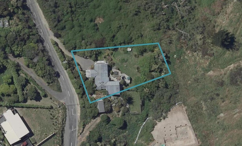 299 Mount Pleasant Road, Mount Pleasant, Christchurch - Carousel 1