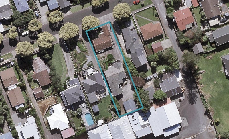 34 McLean Street, Fitzroy, New Pymouth - Carousel 1