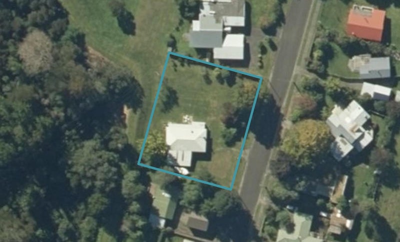58 Te Herekiekie Street, Tūrangi - Carousel 1