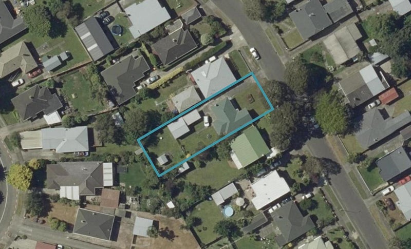 34 Thomson Street, West End, Palmerston North - Carousel 1