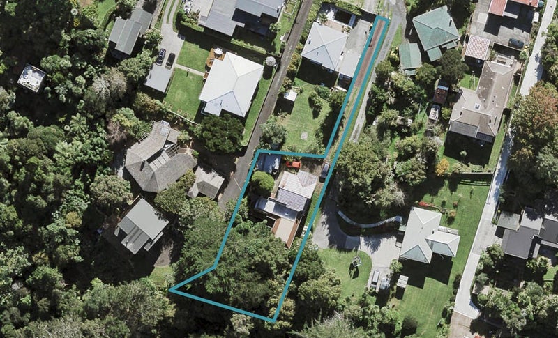 52 Rangatira Road, Beach Haven, Auckland - Carousel 1