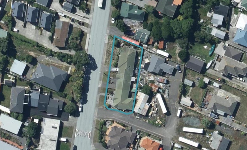 8B Richard Street, Titahi Bay, Porirua - Carousel 1