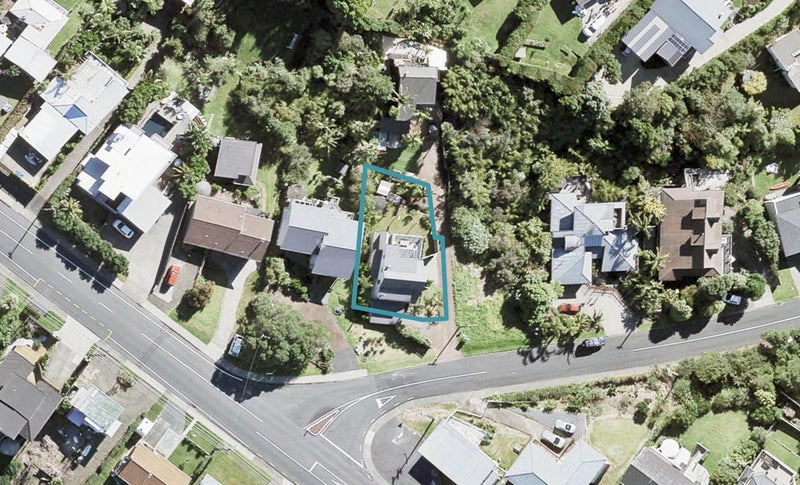 6 Cooper Road, Stanmore Bay, Whangaparaoa - Carousel 1