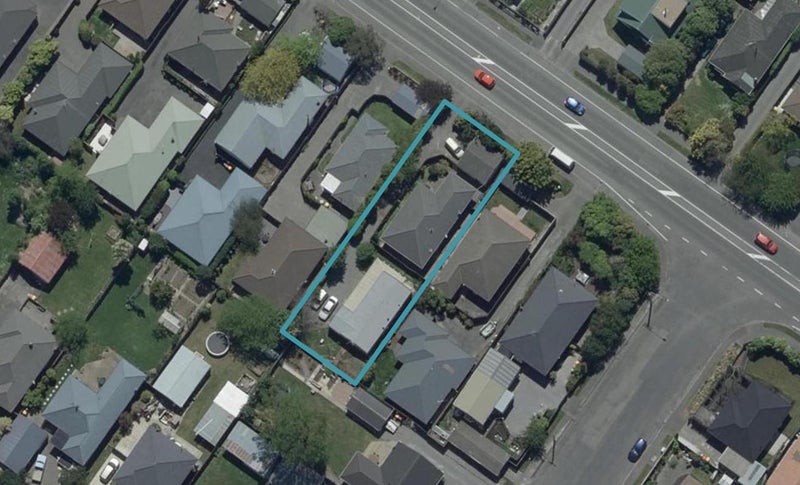 2/111 Harewood Road, Papanui, Christchurch - Carousel 1