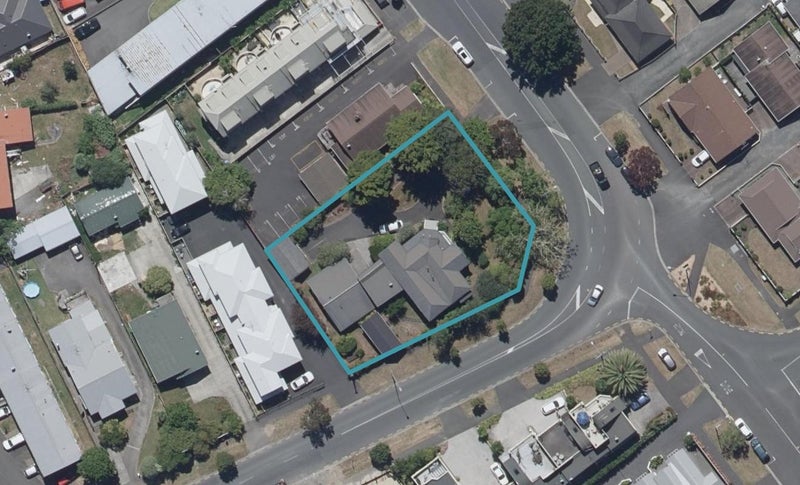 53 Anglesea Street, Hamilton Central, Hamilton - Carousel 1