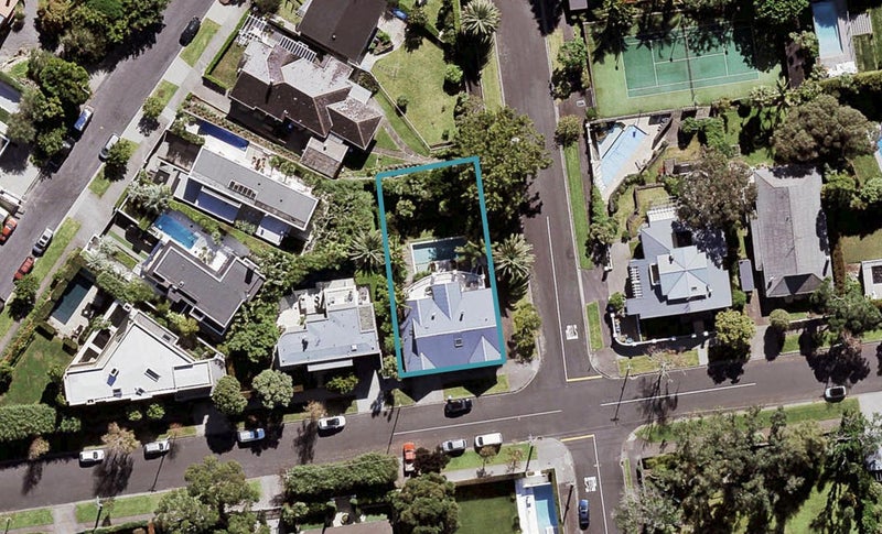 9 Bella Vista Road, Herne Bay, Auckland - Carousel 1