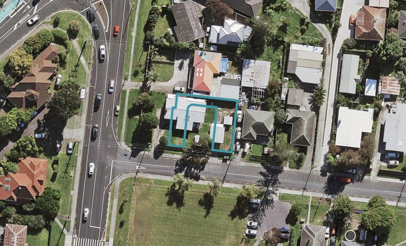 4C Tonar Street, Northcote, Auckland - Carousel 1
