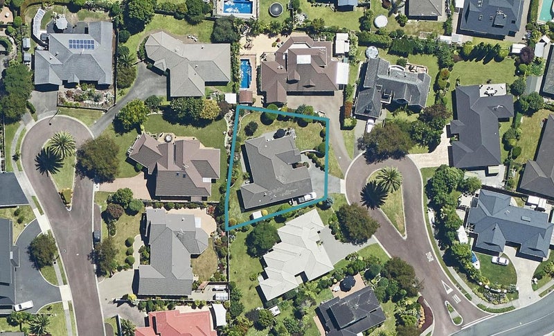 9 Elmley Place, Bethlehem, Tauranga - Carousel 1