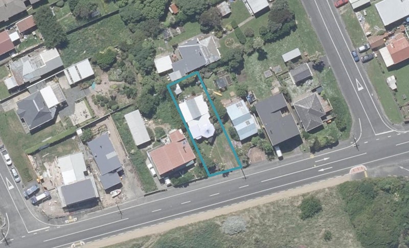 1088 Brighton Road, Brighton, Dunedin - Carousel 1