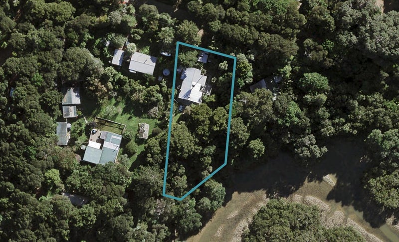 106 Wilma Road, Ostend, Waiheke Island - Carousel 1
