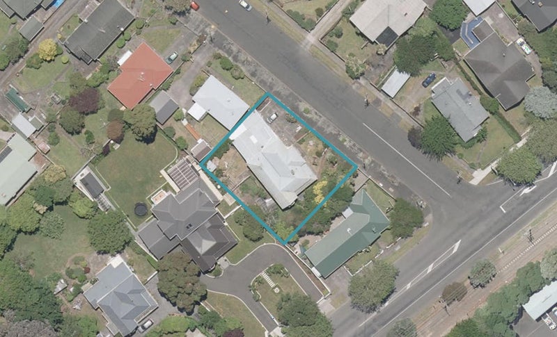 1 Gonville Avenue, Gonville, Whanganui - Carousel 1
