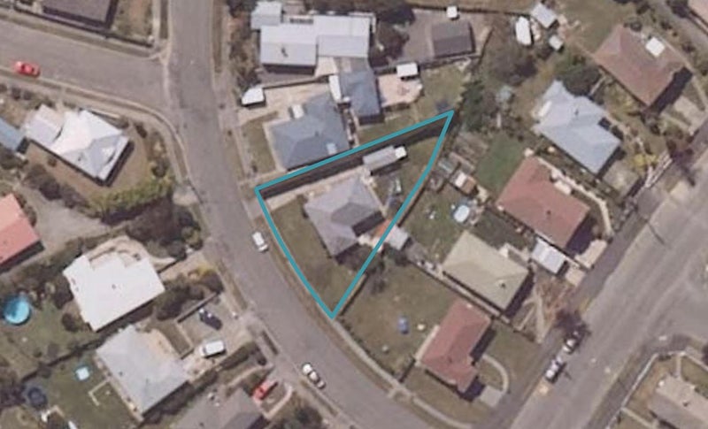 2 Fleet Street, Oamaru North, Oamaru - Carousel 1
