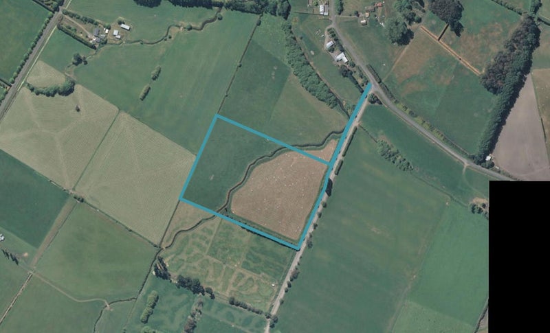 215 Butchers Road, Clarkville, Kaiapoi - Carousel 1