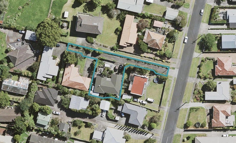 11A Ambler Avenue, Glen Eden, Auckland - Carousel 1