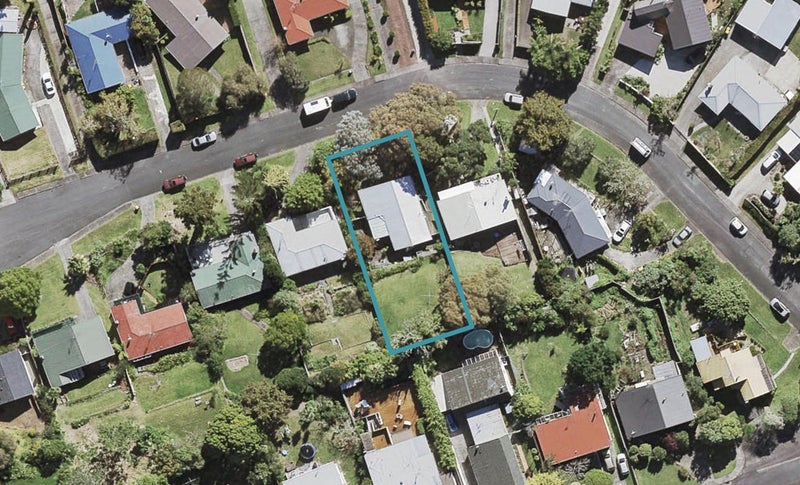 8 Orion Place, Hillcrest, Auckland - Carousel 1