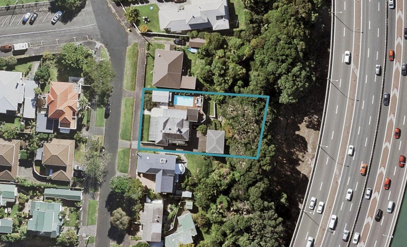 37 Princes Street, Northcote Point, Auckland - Carousel 1