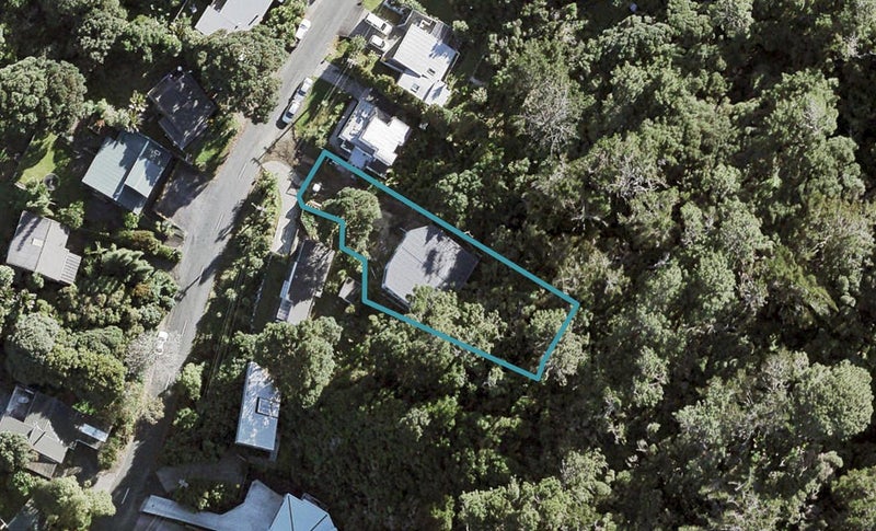 67 Domain Crescent, Waimauku - Carousel 1