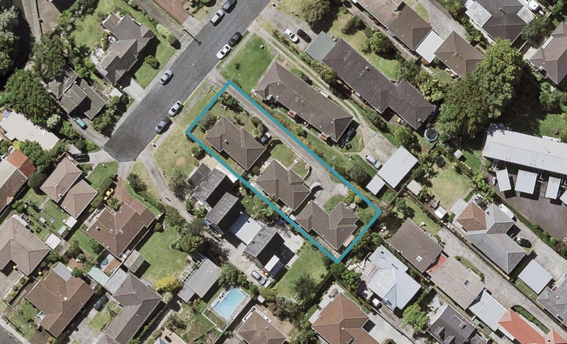 1/14 Trafalgar Road, Milford, Auckland - Carousel 1