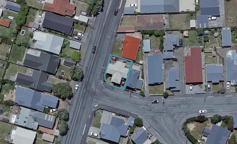 1 Strathavon Road, Miramar, Wellington - Carousel 1