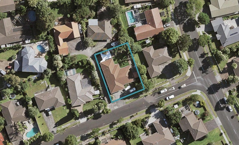3 Keywella Drive, Conifer Grove, Takanini - Carousel 1