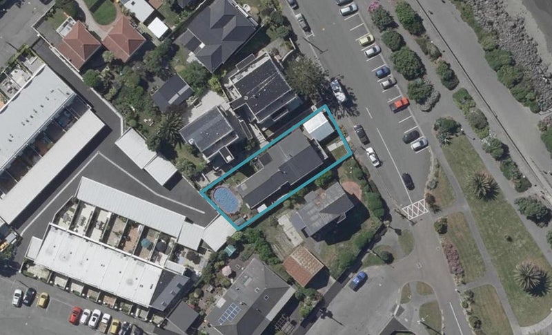 48 Esplanade, Sumner, Christchurch - Carousel 1