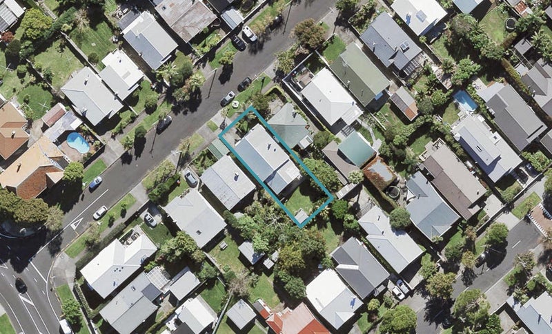 5 Chester Avenue, Westmere, Auckland - Carousel 1