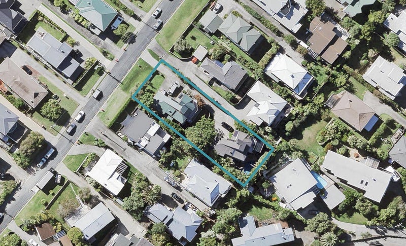 2/20 Kiteroa Terrace, Rothesay Bay, Auckland - Carousel 1
