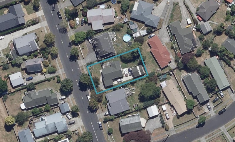 56 Raymond Street, Fairview Downs, Hamilton - Carousel 1