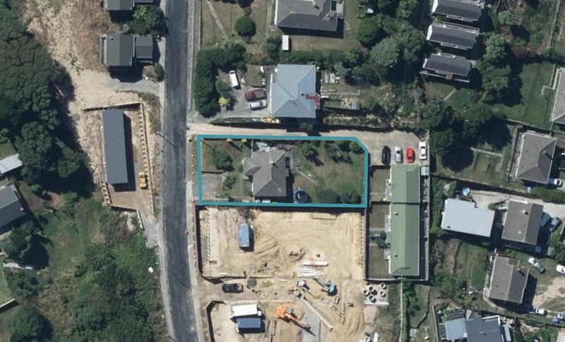 39 Morere Street, Titahi Bay, Porirua - Carousel 1