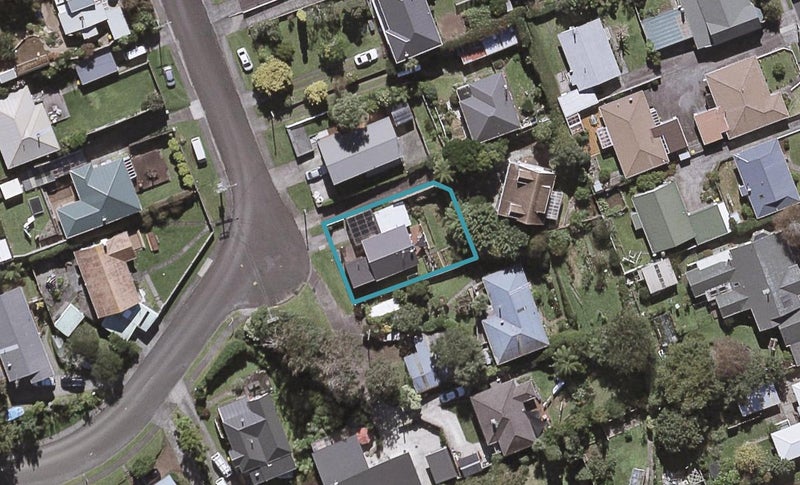 63 Ballance Street, Lower Vogeltown, New Plymouth - Carousel 1