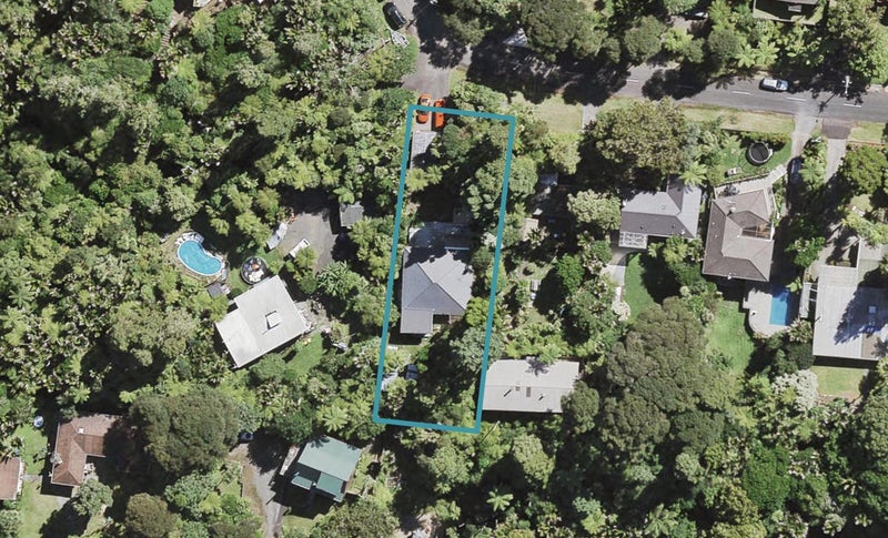71 Waima Crescent, Titirangi, Auckland - Carousel 1